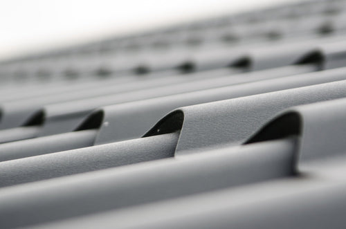 Flüssiggummi vs. EPDM-Folie Vergleich für Dachabdichtung