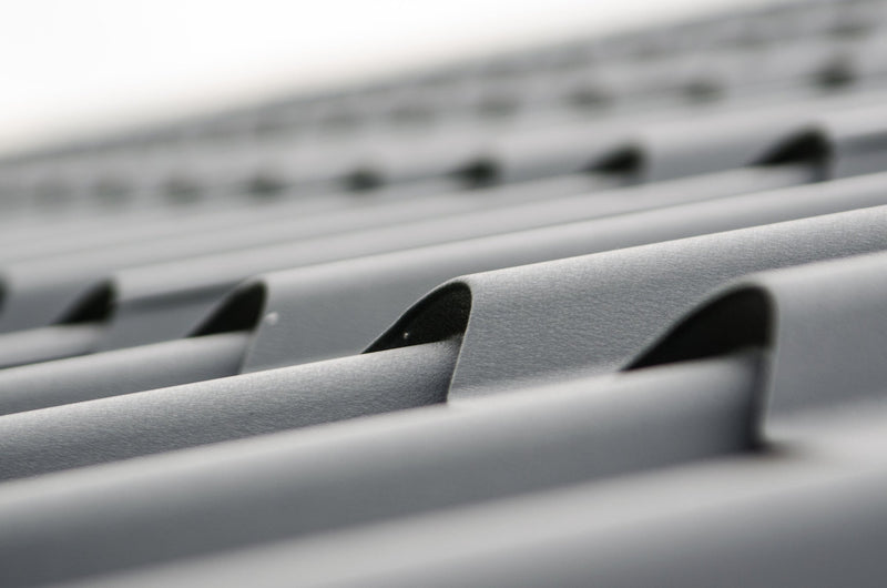 Flüssiggummi vs. EPDM-Folie Vergleich für Dachabdichtung